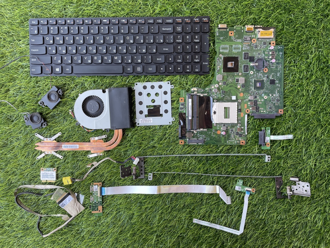 Lenovo G710 в разборе Lenovo G710 в разборе